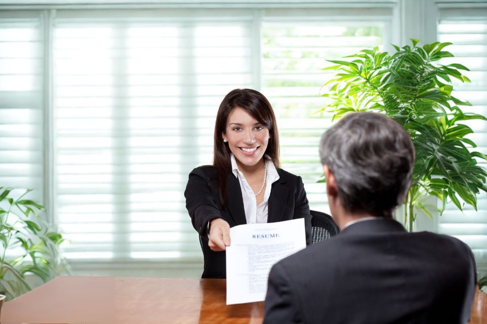 Diseño de currículum y entrevista laboral en inglés 